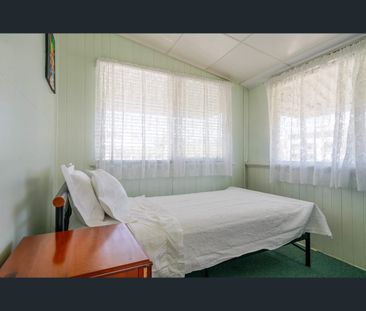 46-48 Gatton Street, Parramatta Park, Qld 4870 - Photo 3