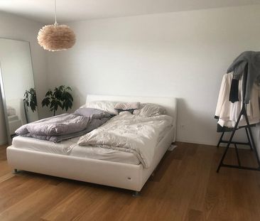 Moderne 4.5-Zimmer-Wohnung mit idyllischem Sitzplatz zu vermieten - Foto 6