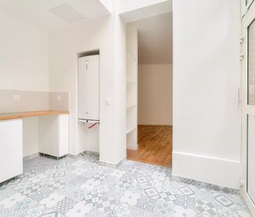 Location appartement, Paris 17ème (75017), 1 pièce, 33 m², ref 8635... - Photo 2
