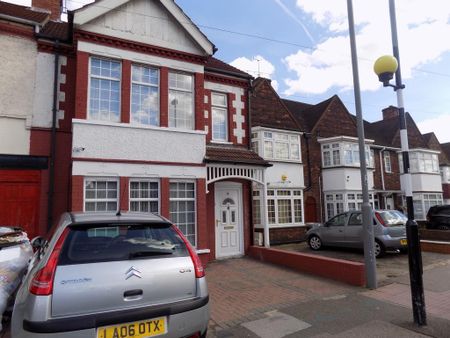 1 bedroom house of multiple occupation to rent - Photo 5