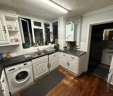 Room in a Shared Flat, Ranelagh Road, NW10 - Photo 1