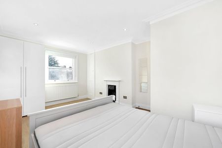 1 Bed Flat, Ormiston Grove, W12 - Photo 3