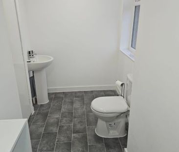 Aigburth Vale, Liverpool - Photo 6