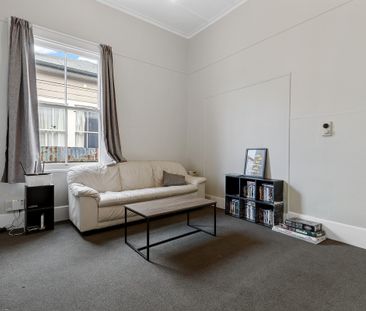 Room by Room on West Street - Photo 2