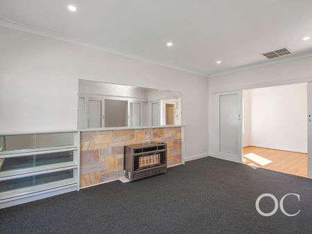 Open the Door To Coastal Convenience - Photo 2