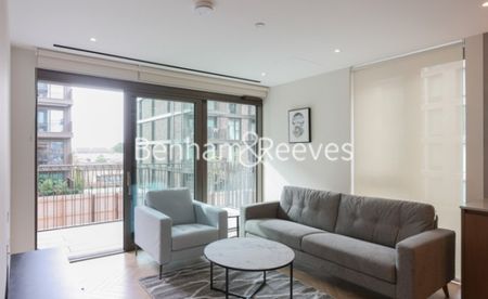 2 Bedroom flat to rent in Saxon House, Parkland Walk, SW6 - Photo 5