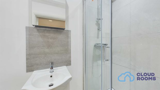 RM4 Well Hall Road | Eltham | London | SE9 6SF - Photo 1