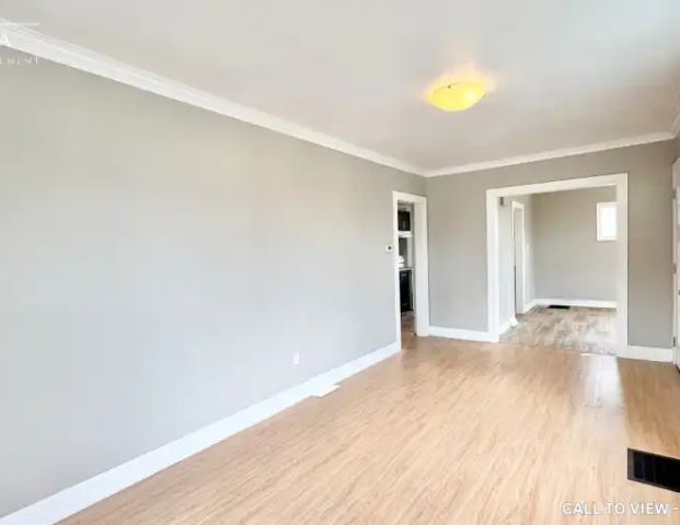 1-32 Brock St W, Oshawa, Ontario L1G 1R4 | 32 Brock Street West 1, Oshawa - Photo 1