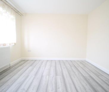 4 bedroom detached house to rent - Photo 1