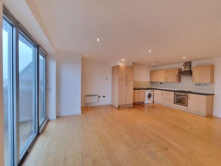 2 bedroom flat to rent - Photo 4