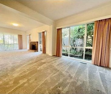 Burwood - Photo 6