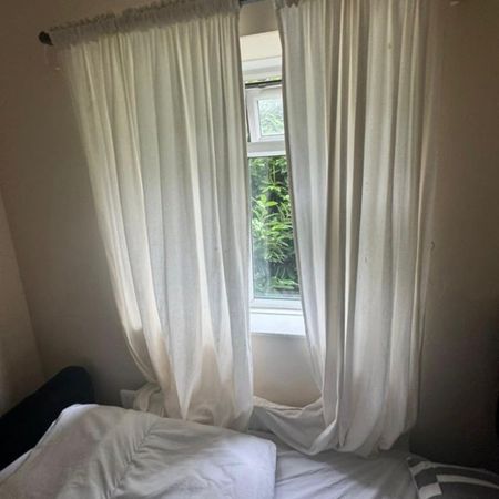 Room in a Shared Flat, Ingestre Road, E7 - Photo 3