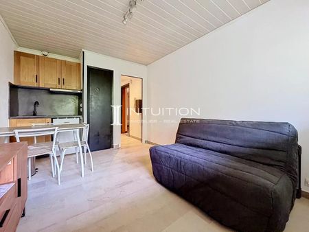 Location Appartement 1 pièce 17m² CANNES 06400 - Photo 2
