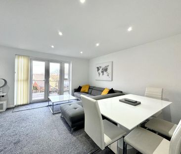 3 bedroom semi-detached house to rent - Photo 1