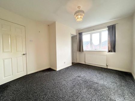 3 bedroom detached house to rent - Photo 3