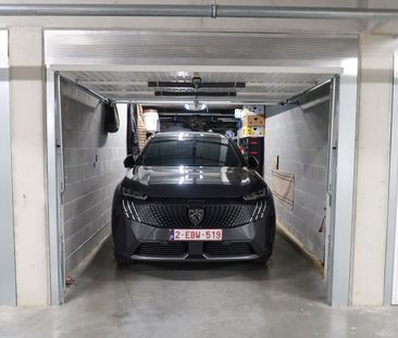 Nieuwbouwappartement in een groene zone met Garagebox - Photo 1