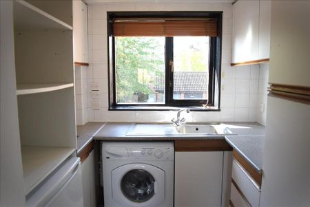 Studio to rent - Photo 3