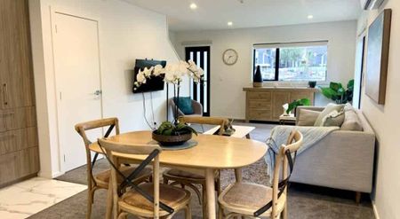 Fully furnished 2 bedroom city apartment - Photo 4