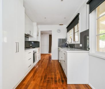 Perfect Location - Three Bedroom Home - Photo 3