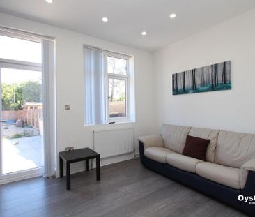 House share to rent - Photo 2