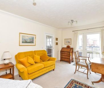 1 bedroom retirement property to rent - Photo 3