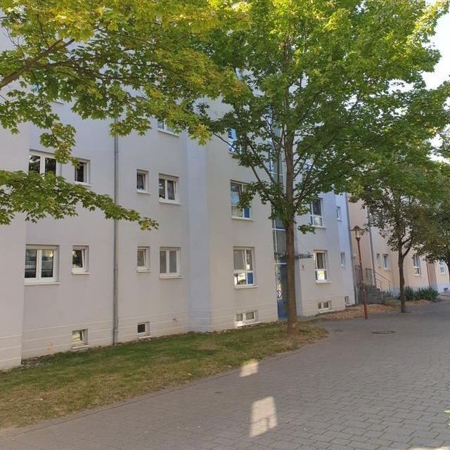 Bezaubernde Wohnung mit schÃ¶nem Balkon in grÃ¼ner Umgebung! - Foto 1