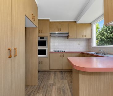 Versatile. Convenient. Groups welcome. - Photo 4