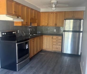 For Lease - 26 Activa Avenue, Kitchener, Ontario - Photo 6