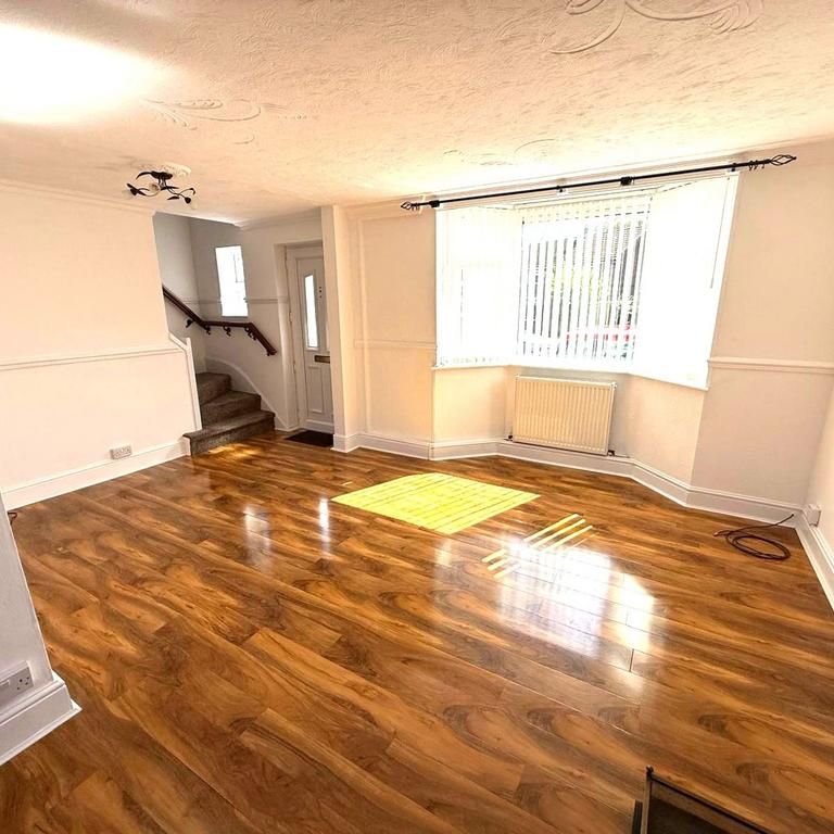 2 bedroom semi-detached house to rent - Photo 1