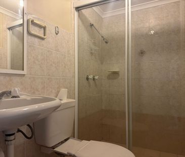 3 BEDROOM IN PRME LOCATION - Photo 5