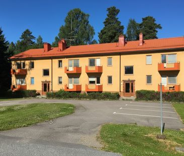Välplanerad tvåa med dubbla balkonger - Foto 6