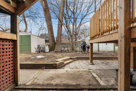 For Lease - 585 Annette Street Unit# Lower, Toronto, Ontario - Photo 4