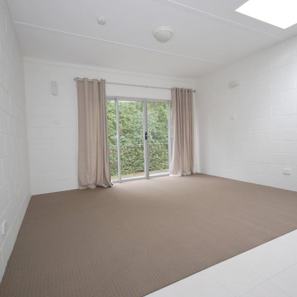 12/60 Regent Street SANDY BAY - Photo 1