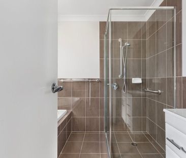 Three Bedroom Home in Rutherford - Photo 1