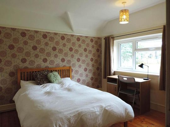 6 bedroom semi-detached house to rent - Photo 1