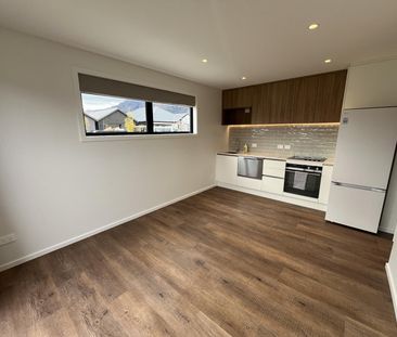 Lovely and modern unit in Hanley's Farm - Photo 3