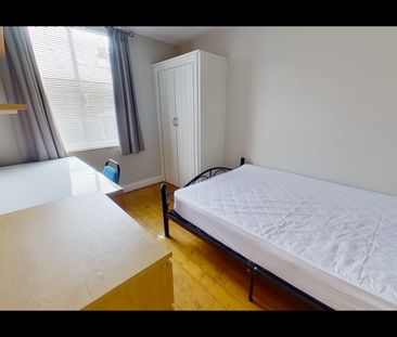 6 Bed Terraced House, Kimbolton Avenue, NG7 - Photo 5