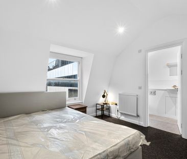 Kings Head Yard, London, SE1 1NA - Photo 3