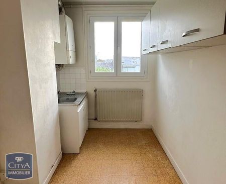 Location Appartement 3 pièces 58m² ST NAZAIRE 44600 - Photo 2