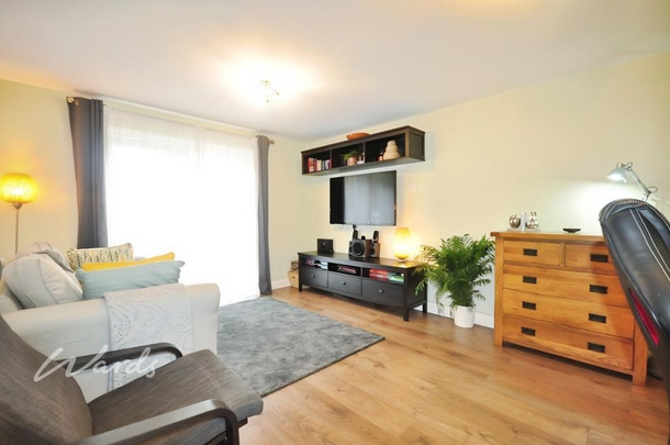 1 bedroom ground floor maisonette to rent - Photo 1