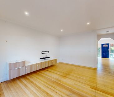 Spacious Family Living in a Prime Preston Location - Photo 5
