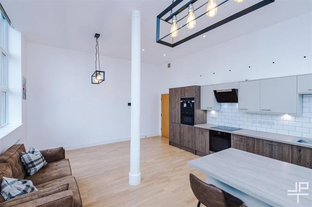 3 bedroom apartment to rent - Photo 1