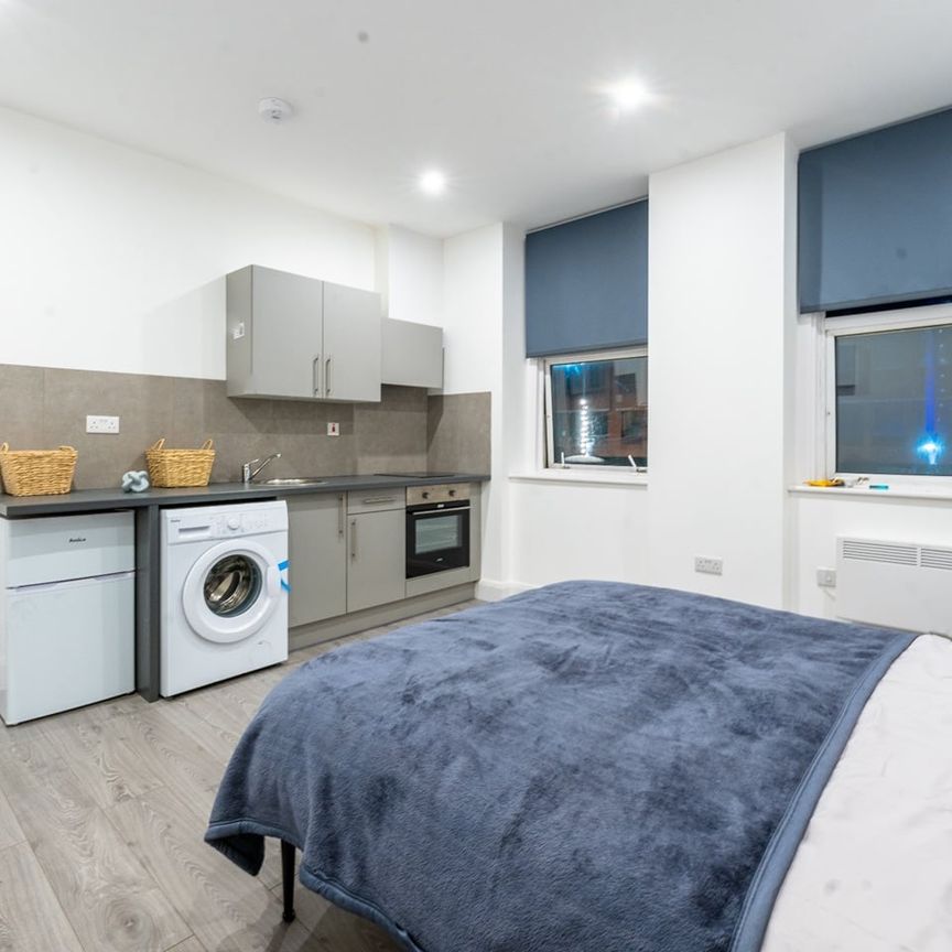 Studio Flat, Browning St, SE17 - Photo 1