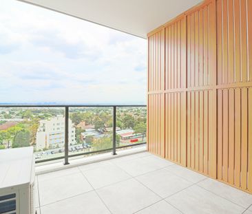 Level 6 with expansive northerly views - Photo 6