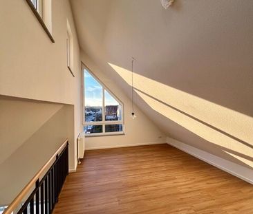 Stilvolle 3-Zimmer-Dachgeschoss-Wohnung in Spenge - Foto 3