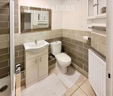 Victoria Road, East Clacton, CO15 - Photo 3