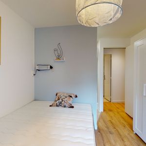 Minimes F Roommate 3 Bedrooms at Toulouse - Photo 2