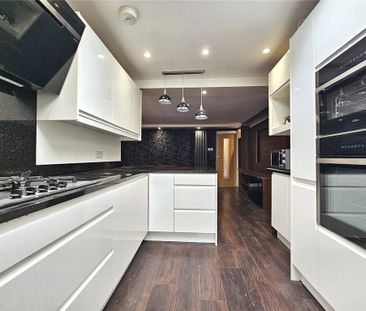 3 bedroom maisonette to rent - Photo 1