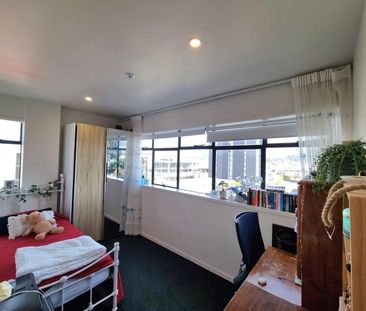 Prime Location - 4-Bedroom Home in Thorndon Quay, Pipitea - Photo 5