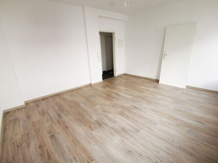 Zimmer in 8 er Studenten-WG, Siegen-Innenstadt - Photo 2